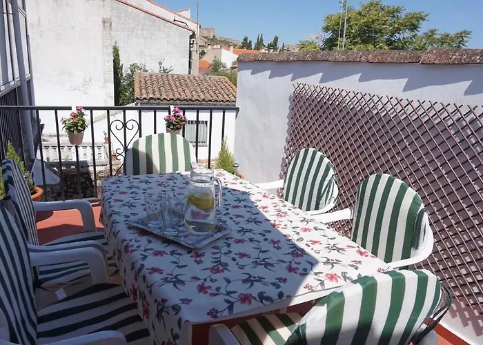 Campillo 23 * Trujillo